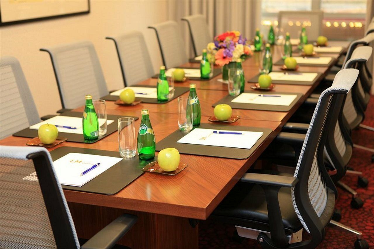 Le Meridien Essex Чикаго Екстериор снимка