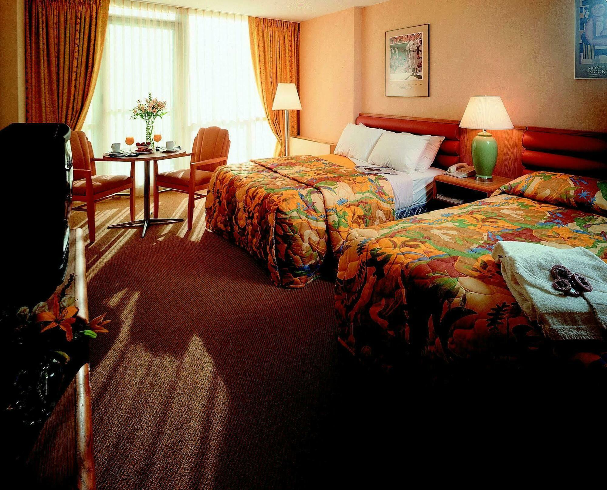 Le Meridien Essex Чикаго Екстериор снимка
