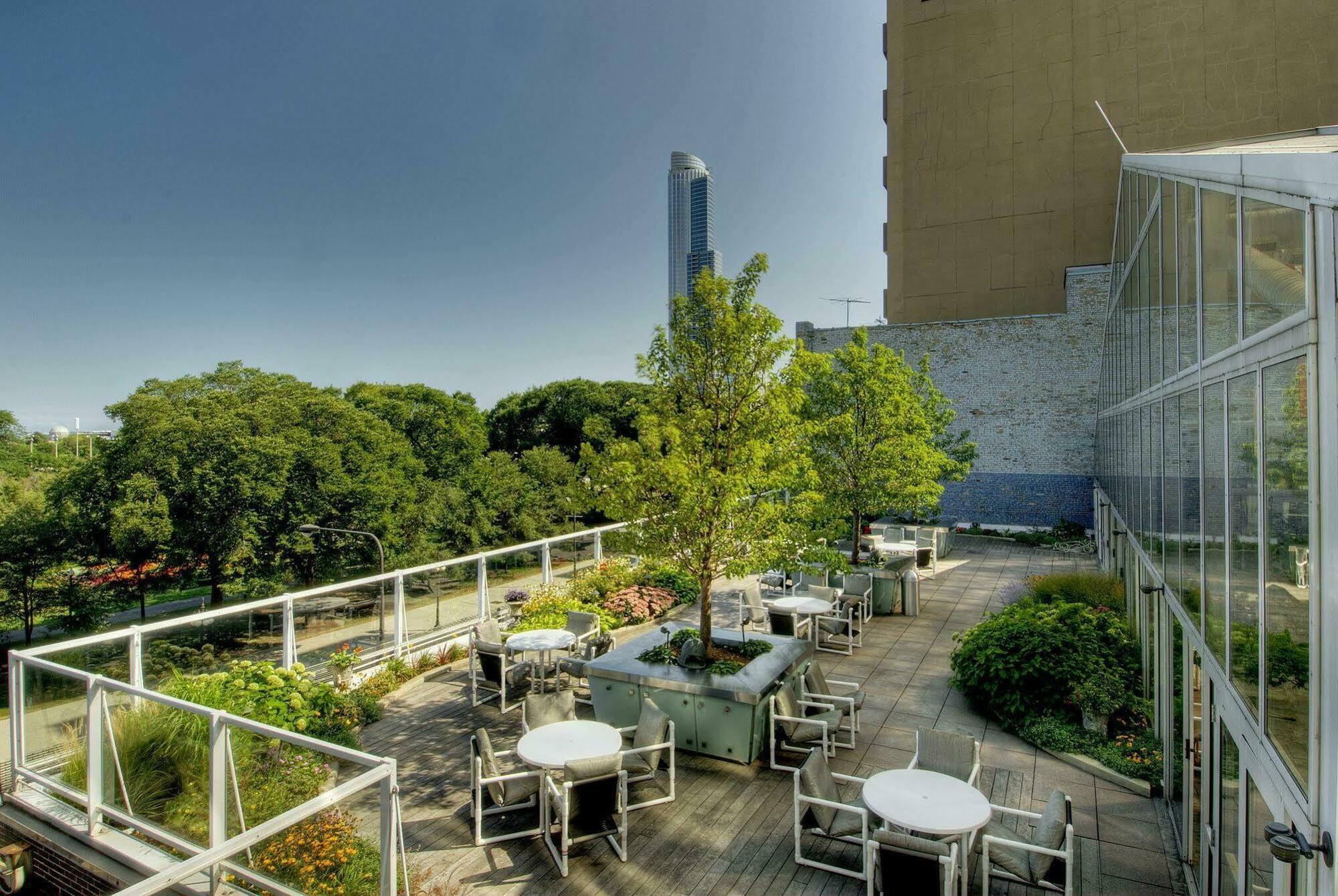 Le Meridien Essex Чикаго Екстериор снимка